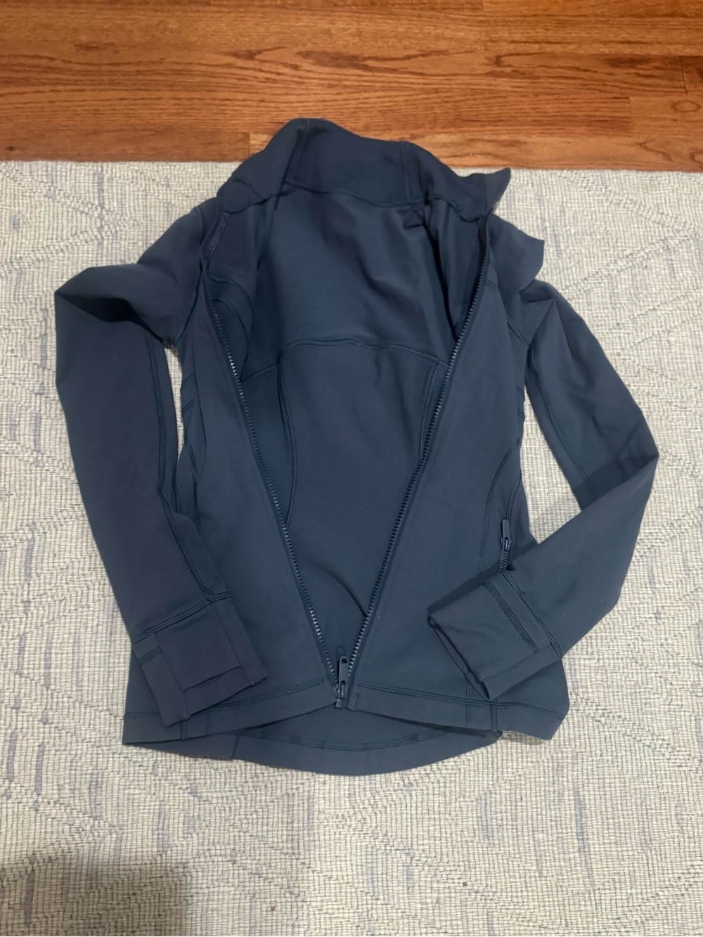 Lululemon Define Jacket Size 2 Blue Zip Up Athletic Slim Fit - Picture 8 of 8